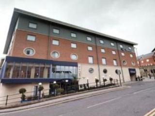 Travelodge Hotel 3*